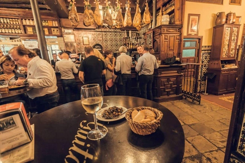 From Seville: Private Sherry Triangle & Cádiz Day Trip