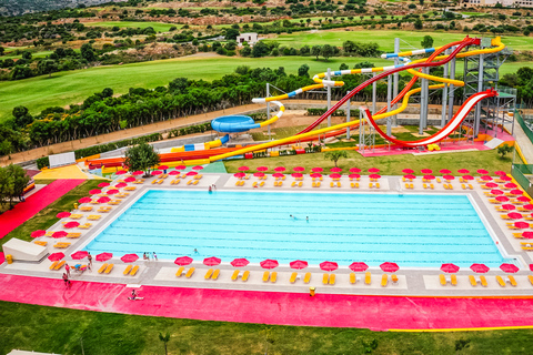 Chersonissos: Acqua Plus Waterpark toegangskaartjeVervoer vanuit Rethymnon-Georgioupolis-Bali