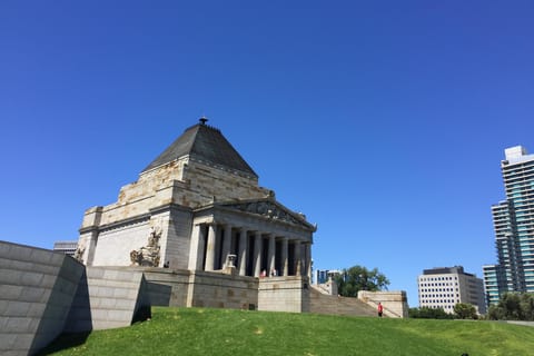 Private Melbourne Highlights, City Sights & Beaches - Image 2