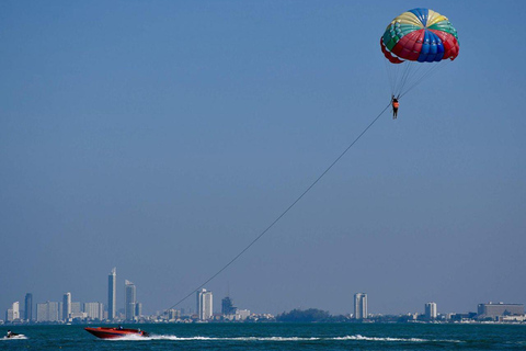 Doha: Guided Parasailing Experience over the Arabian Gulf