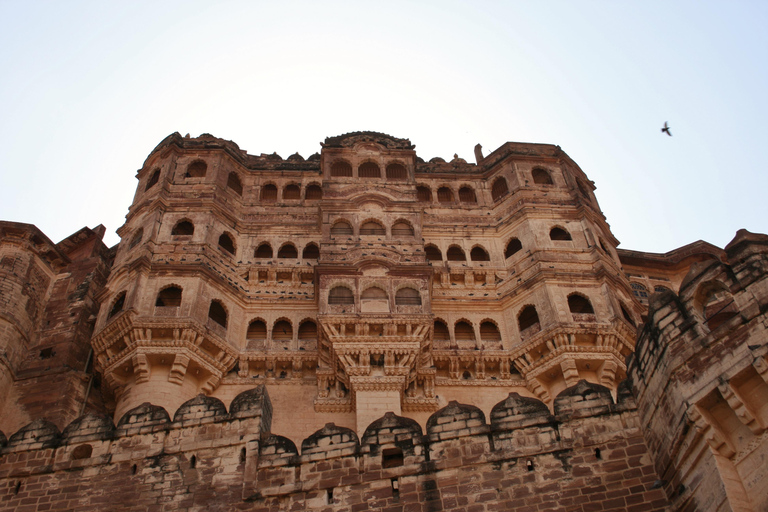 Jaipur : Visite guidée de 3 jours de Jodhpur et Udaipur au départ de JaipurVoiture+conducteur+guide seulement