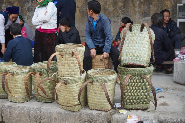 Hà Giang HORIZONTE DE DIVINIDAD Tour con jinete local fácil 3 DíasHa Giang HORIZONTE DE DIVINIDAD Tour con jinetes locales fáciles 3 Días