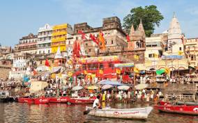 Varanasi: Private City Day Tour with Ganges Boat Ride