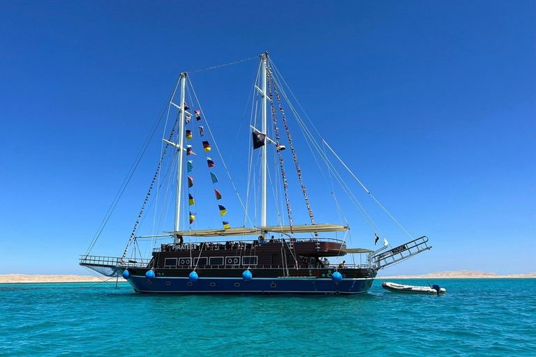 Hurghada: middagzeilcruise naar Orange Bay met lunch