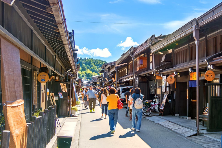 Nagoya:Shirakawa-go Gassho Village&Takayama Old Town Tour