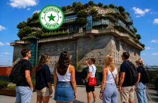 Grüner Bunker Tour auf St. Pauli – das Original