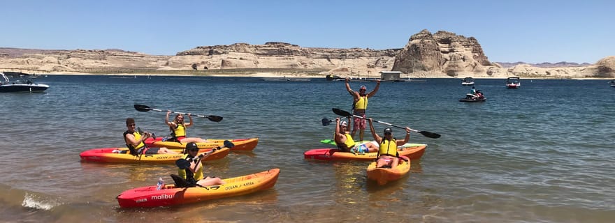 Rampe de mise à l'eau de Wahweap, lac Powell : location de kayak monoplace
