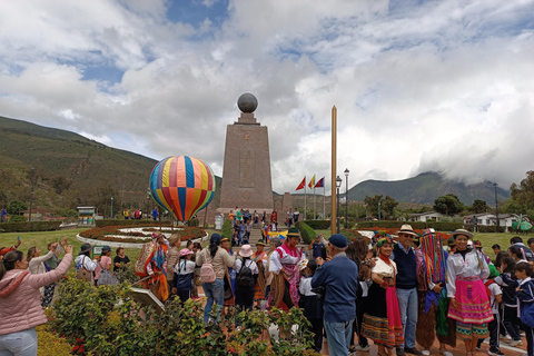 Quito: Pululahua Volcano, Hummingbirds, & Equator Tour