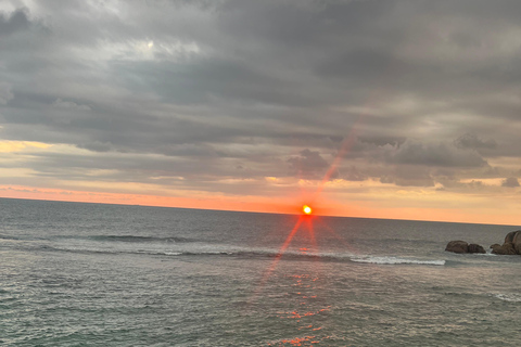 加勒堡：专业女导游带领的徒步导览加勒堡：专业女导游带你徒步导览