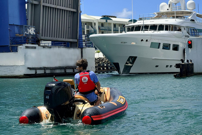 St. Maarten: YoHo Pirates Premium Self-Drive Speedboat Tour