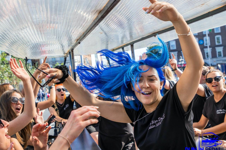 Dublin: Private Pedal-Powered Pub Tour with Music and Drinks