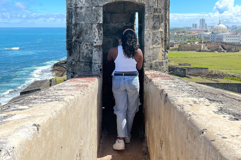 Old San Juan: San Cristobal Castle and Old Town Walking Tour Old San Juan: San Cristobal Castle Walking Tour and Empanada