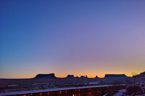 Monument Valley: Sunrise or Sunset Tour with Navajo Guide Monument Valley: Sunset Tour with Navajo Guide