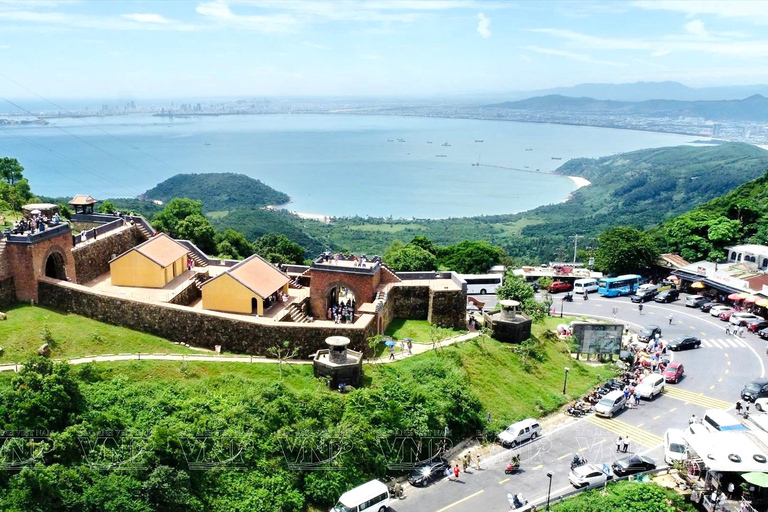 Hue: para Da Nang de carro via Ponte Dourada ou muitas opçõesOpção 5 : Hue para Da Nang via Hai Van Pass &amp; Golden Bridge