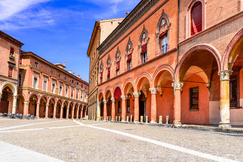 Bologna: Guided Small-Group Tour Bologna: a guided tour for a small group