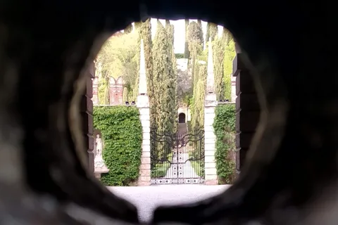Tour guidato a piedi sulle colline di Verona