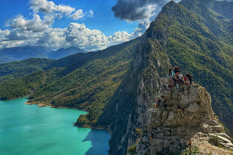 Tirana: Bovilla See und Gamti Berg Wandertour