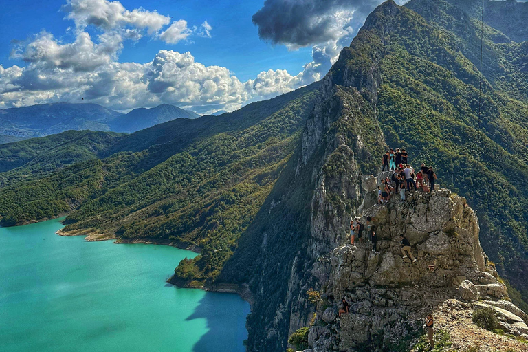 Tirana: Bovilla See und Gamti Berg Wandertour