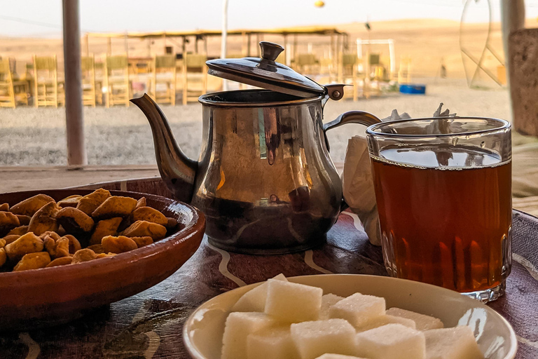 Marrakech: Agafay Desert Camel Ride with Dinner & Show