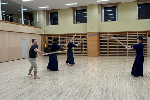 Tokio: Doświadczenie samuraja | Lekcja kendo i darmowe zdjęciaTokio: Naucz się Kendo i zostań samurajem! + Darmowe zdjęcia