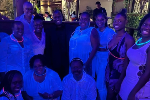 St. Maarten: Private Party Bus with Driver VIP Party Bus Rental with Driver (3Hours)