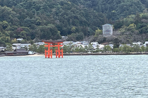 Hiroshima: tour to Peace Memorial Park and Miyajima IslandHiroshima: people with JR Passes or bullet train tickets