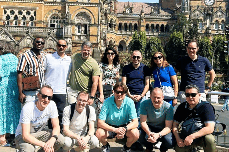 Tour per crocieristi a Mumbai Tour della città in gruppo con pranzoTour per crocieristi a Mumbai con tour della città e pranzo