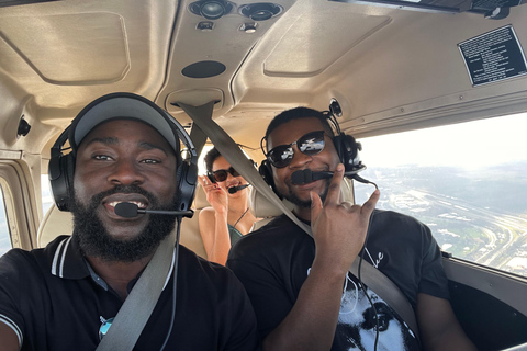Kissimmee: Scenic Flight of Orlando and Kissimmee 45-Minute Grand Orlando Tour