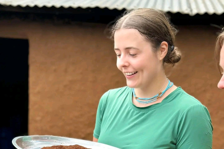 From Kampala: Jinja, Nile River & Sippi Falls 4-Day Tour