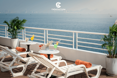 From Ha Noi: Ha Long Bay 3 Days 2 Nights 6 stars/ Bathtubs