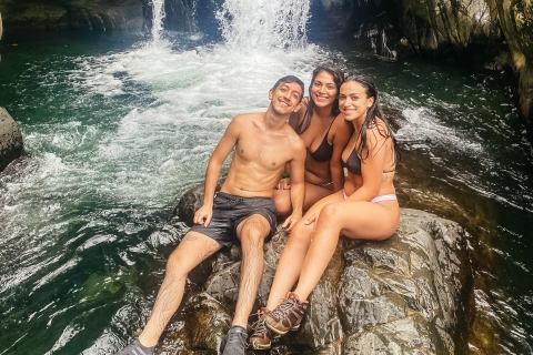 Desde San Juan: tour del bosque El Yunque y tobogán