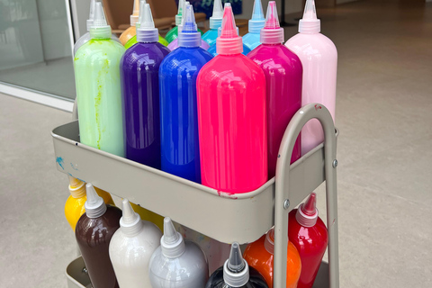 Alicante: Kunsttherapie-Workshop „Wein &amp; Malen”Alicante: Kunsttherapie-Workshop „Wein &amp; Malen“