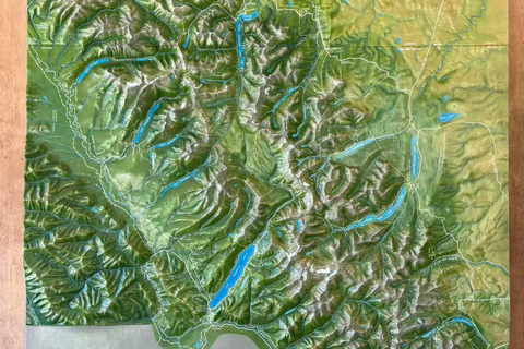 From Seattle: 3-Day Glacier National Park Tour with Guide