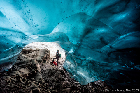 Jökulsárlón: Glacier Hike to a Remote Ice Cave