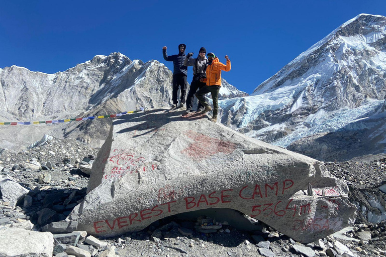 Everest Base Camp Trek: 12 dni