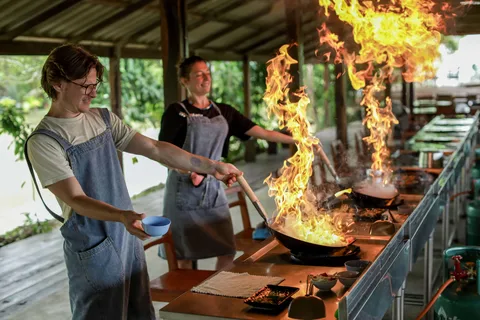 Chiang Mai: MEDIO DÍA DE CURSO DE COCINA en una Granja de Cocina Tailandesa