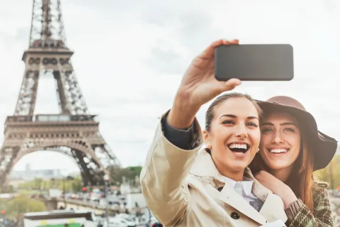 Visite guidée de la Tour Eiffel, croisière sur la Seine et visite de la ville