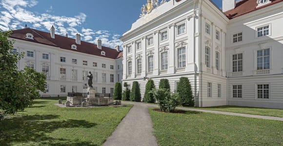 Vienna: Josephinum & Old General Hospital – Medicine, Art & Fascinating History