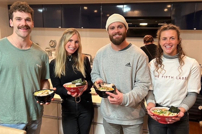 Tokio: ¡Cocina de Sushi y Ramen en Tsukiji! ¡Dos clases en una!