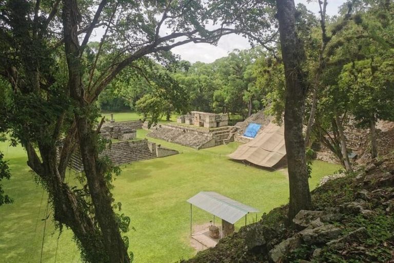 Visite d&#039;une jounée des ruines mayas de Copan au départ de San Salvador