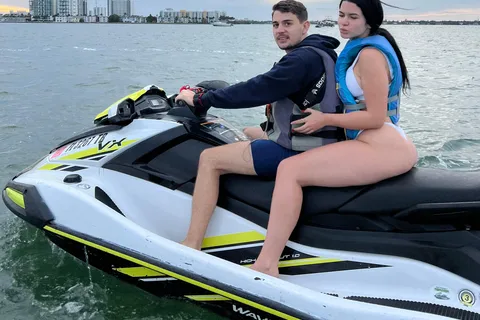Miami: Jetski-tur Miami Beach med båt och drycker