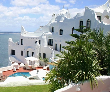 Full-day guided tour of Punta del Este