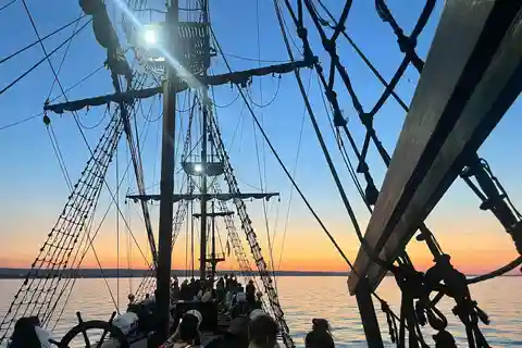 Gdansk: 20:30 Kvällskryssning med levande musik på Black Pearl