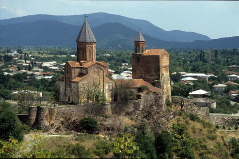 Tbilisi: Unique Kakheti Tour: Telavi, Winery & Monasteries