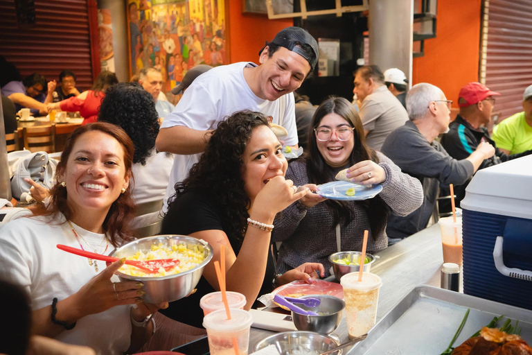 Mexico : visite du marché de Coyoacán avec dégustations gastronomiquesMexico : visite du marché de Coyoacán avec dégustations culinaires
