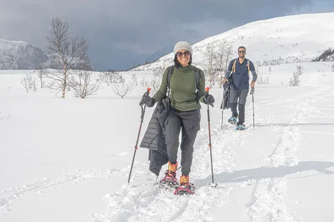 Äventyr med snöskor och snowracer!