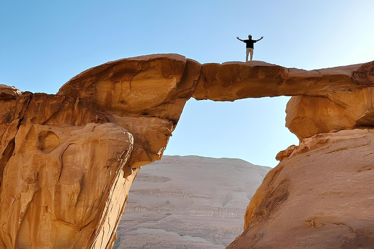 Wadi Rum: tour di 2 giorni in 4x4 con guida beduina