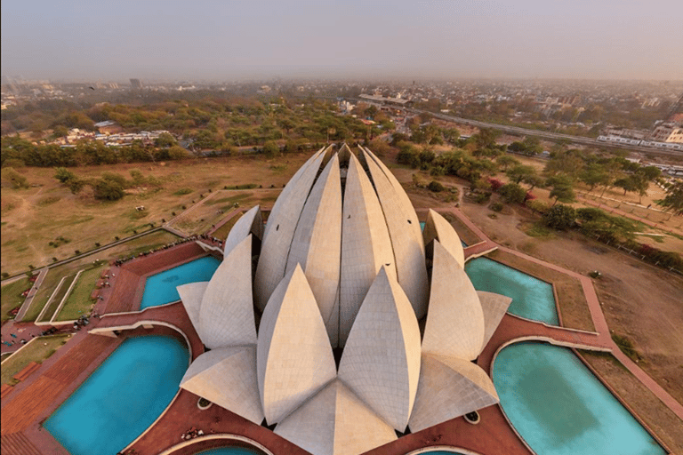 Delhi: Evening City Tour with Private Guide By Car