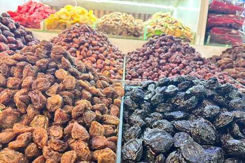 Baku Food Tour: 10+ Tastings, Tea Set & Local Spices Small group (max 10 people)