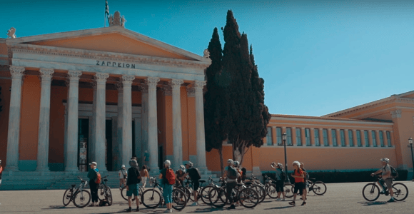 Athens: Scenic e-Bike Tour in Historical Center